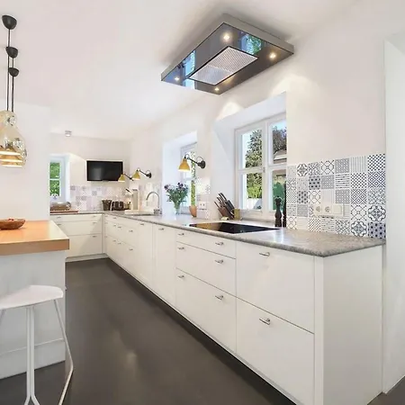 House With Private Pool And Garden * München